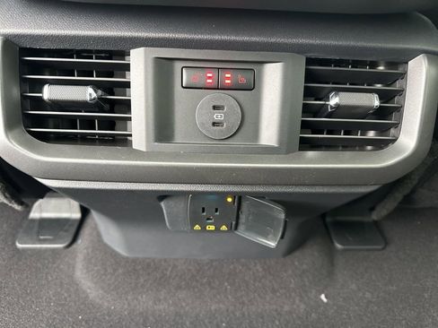 New 2026 Ford F150 Lariat w/ Equipment Group 502A High image 25