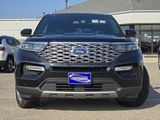 Used 2020 Ford Explorer Platinum w/ Premium Technology Package image 2