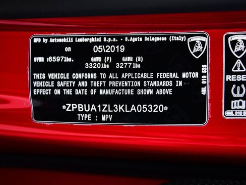 Used 2019 Lamborghini Urus image 10