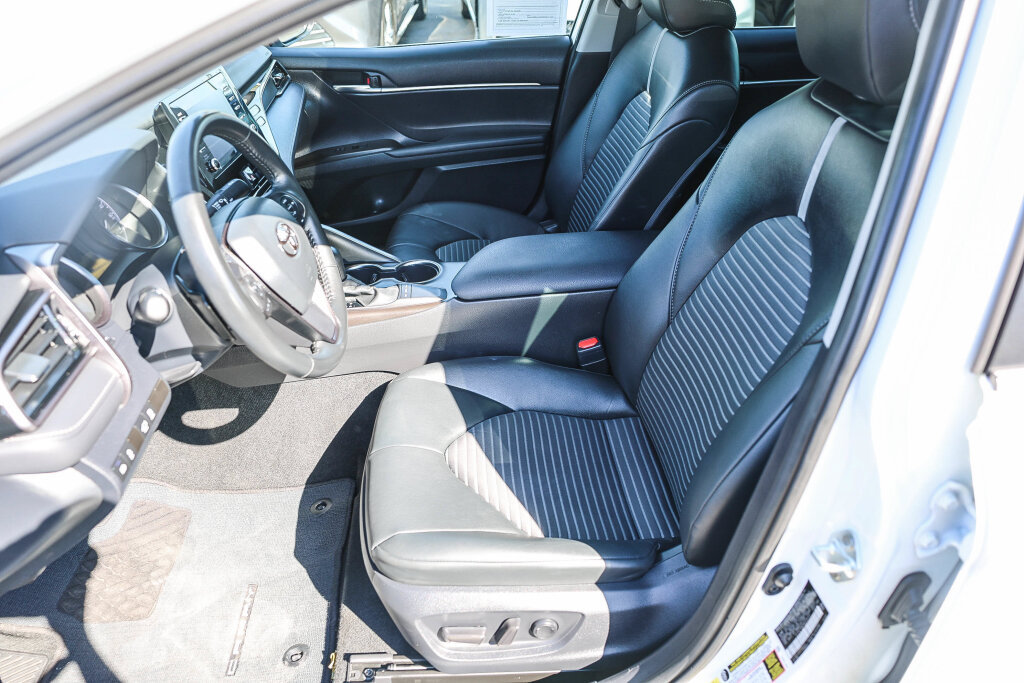 Certified 2024 Toyota Camry SE FWD image 9