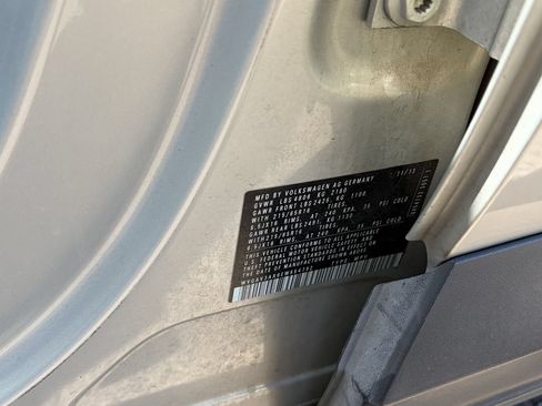 Used 2014 Volkswagen Tiguan S FWD image 11
