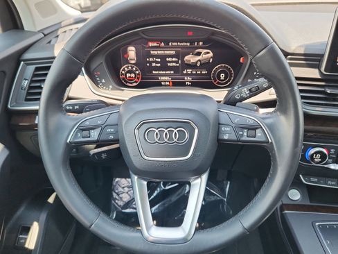 Used 2019 Audi Q5 2.0T Premium Plus w/ Premium Plus Package AWD/4WD image 9