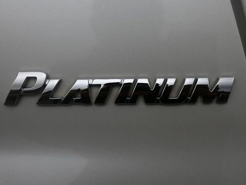 Used 2017 Toyota Sequoia Platinum AWD/4WD image 10