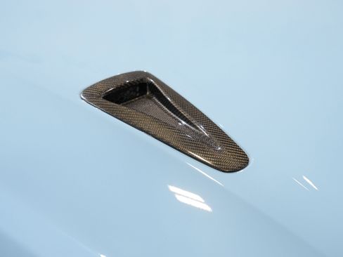 Used 2017 Nissan GT-R NISMO AWD/4WD image 14