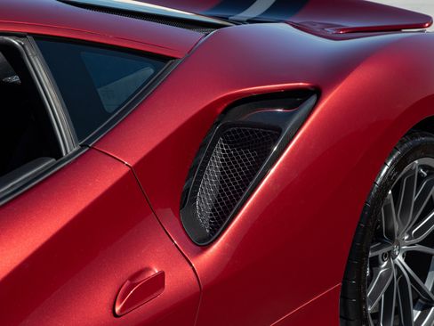 Certified 2019 Ferrari 488 Pista Coupe image 17