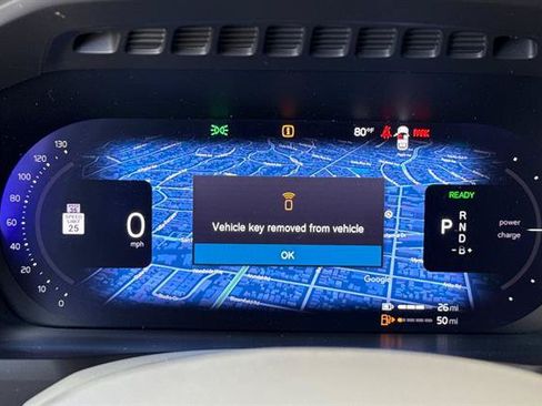 Certified 2025 Volvo XC90 T8 Plus w/ Protection Package Premier AWD/4WD image 30