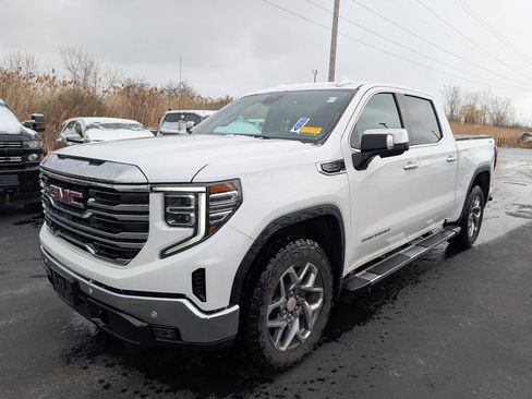 Used 2024 GMC Sierra 1500 SLT w/ SLT Premium Plus Package image 5