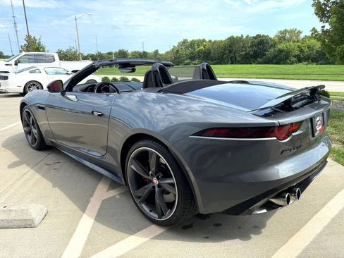 Used 2018 Jaguar F-TYPE R AWD/4WD image 5