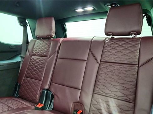 Used 2025 Cadillac Escalade Sport w/ Touring Package image 31