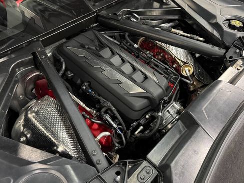Used 2020 Chevrolet Corvette Stingray Coupe w/ Z51 Performance Package RWD image 32