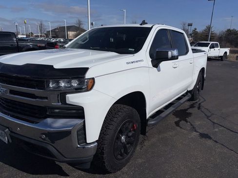 Used 2019 Chevrolet Silverado 1500 LT w/ All-Star Edition image 4