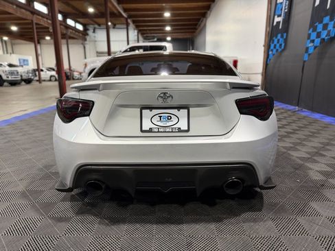 Used 2013 Scion FR-S 10 Series image 4