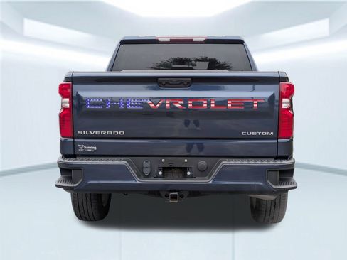 Used 2023 Chevrolet Silverado 1500 Custom image 5