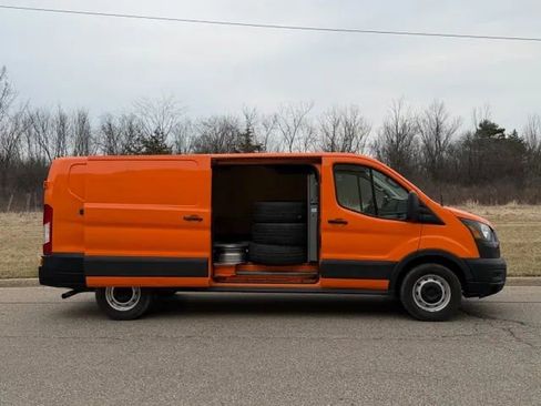 Used 2021 Ford Transit 150 Low Roof RWD image 5