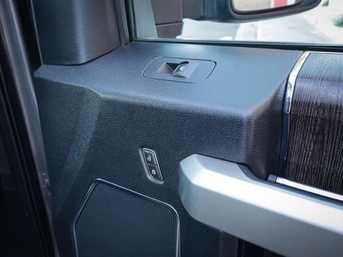 Used 2021 Ford F250 Lariat w/ Tremor Off-Road Package image 26