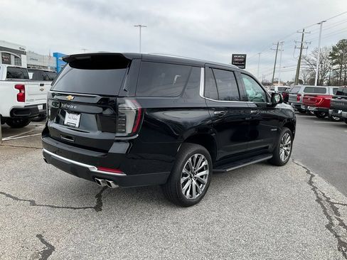Used 2025 Chevrolet Tahoe High Country image 25