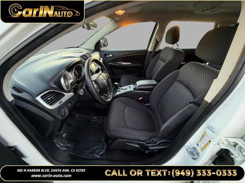 Used 2014 Dodge Journey American Value Package w/ Flexible Seating Group FWD image 10