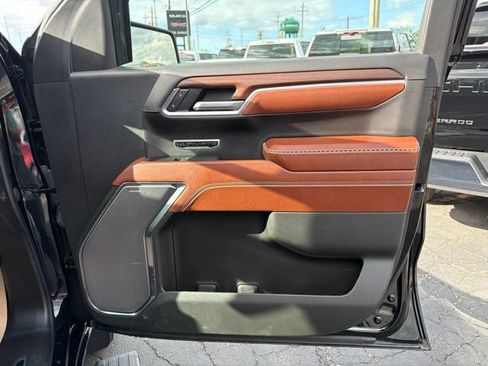 Certified 2024 GMC Sierra 1500 Denali Ultimate AWD/4WD image 18