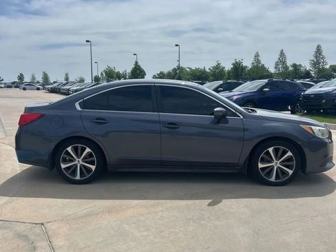 Used 2017 Subaru Legacy 2.5i Limited AWD/4WD image 10