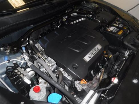 Used 2011 Honda Crosstour EX-L image 22