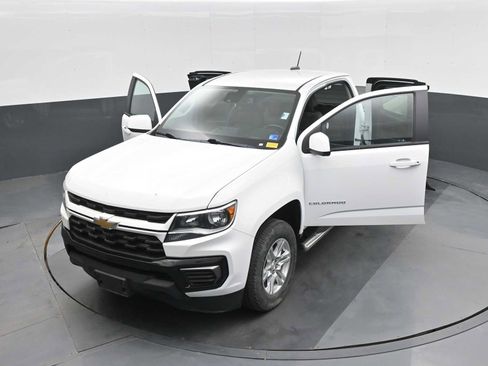 Used 2021 Chevrolet Colorado LT w/ Fleet Safety Package image 36