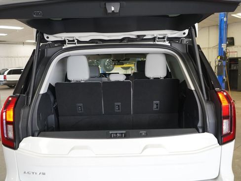 New 2026 Ford Expedition Active AWD/4WD image 28