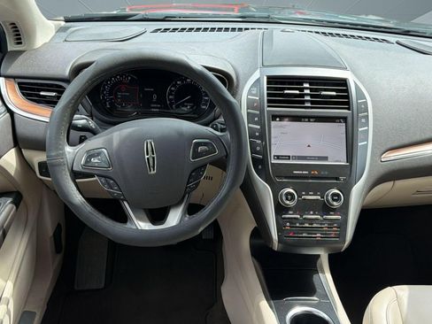 Used 2019 Lincoln MKC Select w/ Select Plus Package FWD image 27
