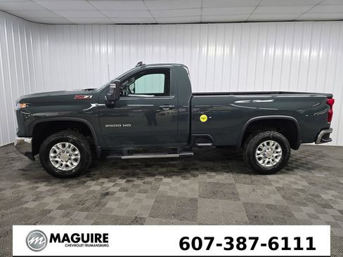 Used 2025 Chevrolet Silverado 2500 LT AWD/4WD image 5