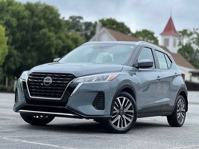 Used 2024 Nissan Kicks SV