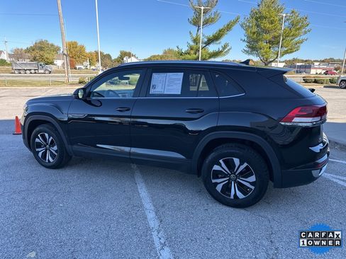 Used 2024 Volkswagen Atlas Cross Sport SE image 20