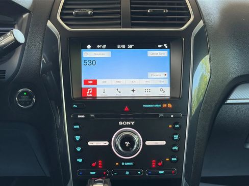 Used 2017 Ford Explorer Sport AWD/4WD image 25
