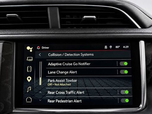 Used 2023 GMC Yukon Denali w/ Advanced Technology Package AWD/4WD image 38