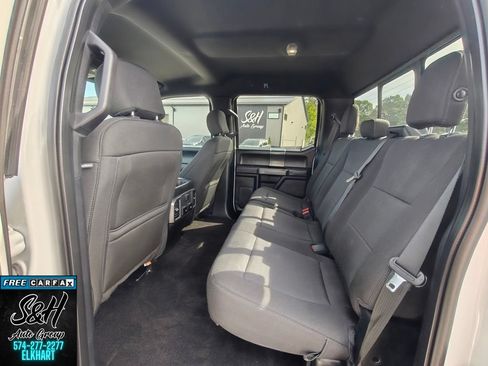 Used 2019 Ford F150 XLT w/ Equipment Group 302A Luxury AWD/4WD image 18