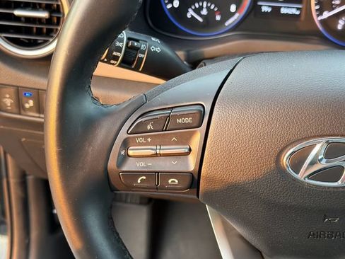 Used 2019 Hyundai Kona Limited AWD/4WD image 29