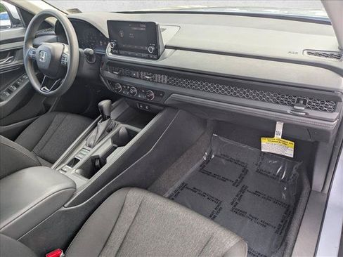 Certified 2023 Honda Accord EX image 22