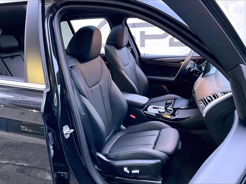 Used 2023 BMW X3 sDrive30i w/ Premium Package image 8