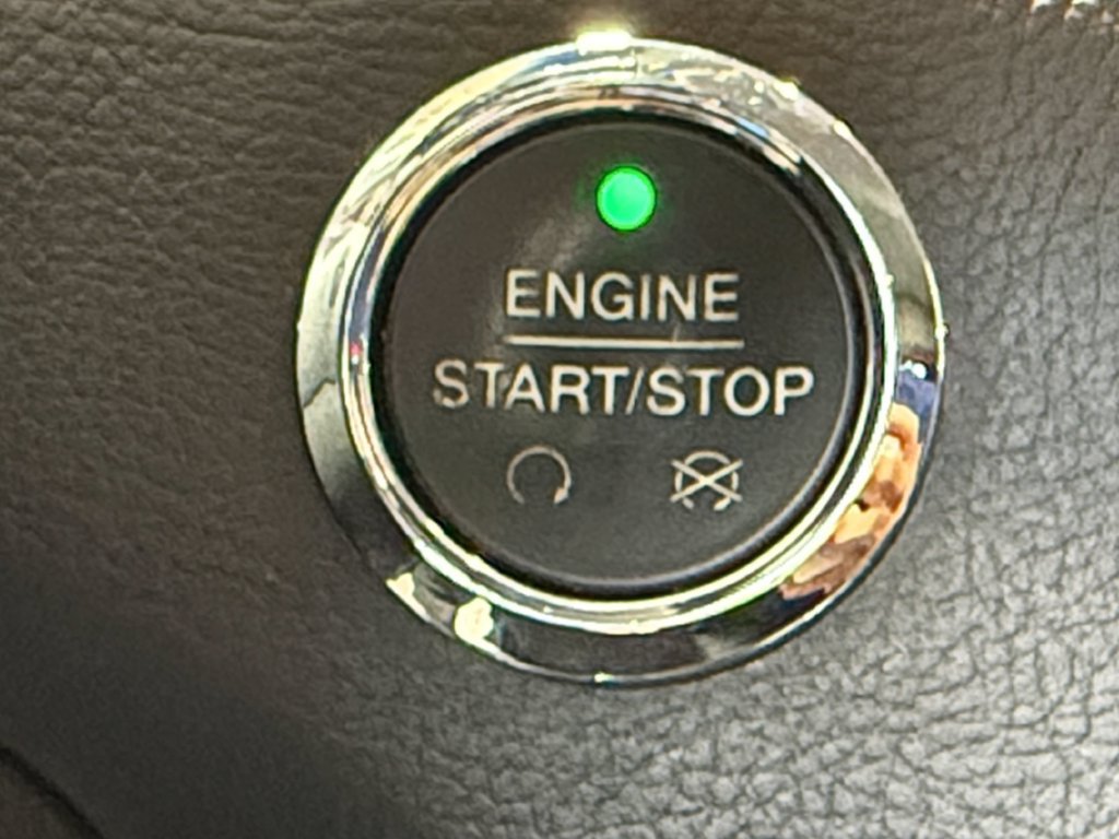 Used 2016 Ford Edge SEL w/ Equipment Group 201A FWD image 21