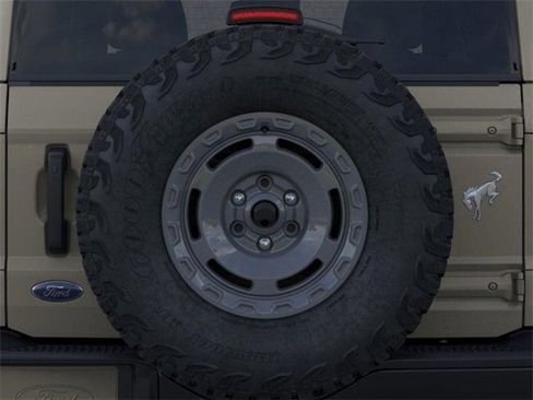 New 2025 Ford Bronco Badlands image 24