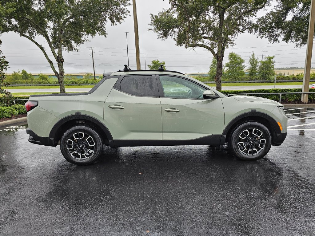 Used 2022 Hyundai Santa Cruz SEL Premium AWD/4WD image 2
