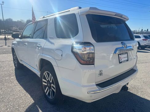 Used 2019 Toyota 4Runner Limited image 6