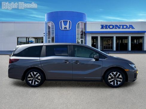 Used 2026 Honda Odyssey EX-L image 9