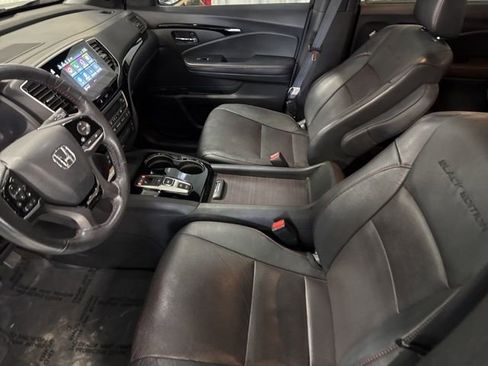 Used 2022 Honda Pilot Black Edition image 33