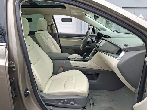 Certified 2023 Cadillac XT5 Premium Luxury image 21