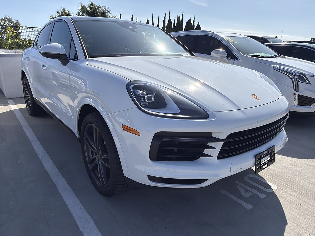 Used 2022 Porsche Cayenne Coupe AWD/4WD image 3