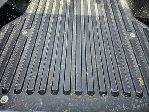 Used 2022 Toyota Tacoma TRD Off-Road image 31