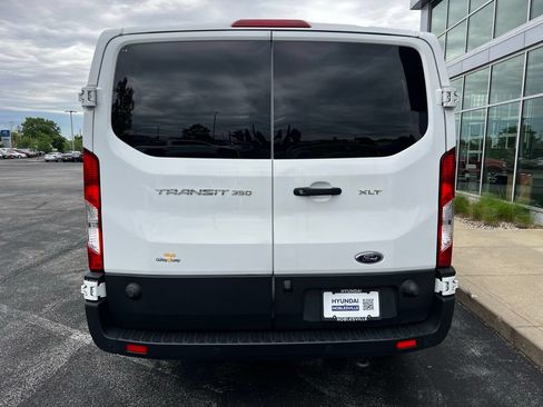 Used 2024 Ford Transit 350 XLT RWD image 7