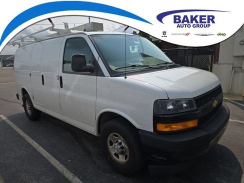 Used 2021 Chevrolet Express 2500 w/ Driver Convenience Package RWD image 1