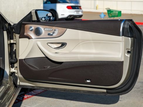 Used 2019 Mercedes-Benz E 450 E 450 w/ AMG Line Package image 35