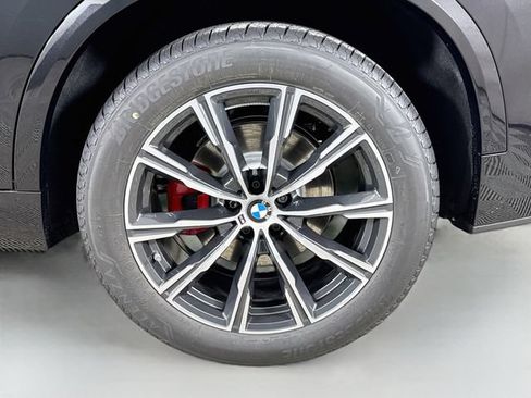 New 2026 BMW X5 xDrive40i w/ M Sport Package AWD/4WD image 33