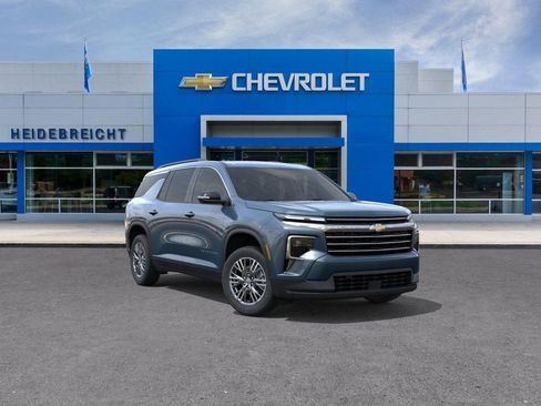 New 2026 Chevrolet Traverse LT image 1